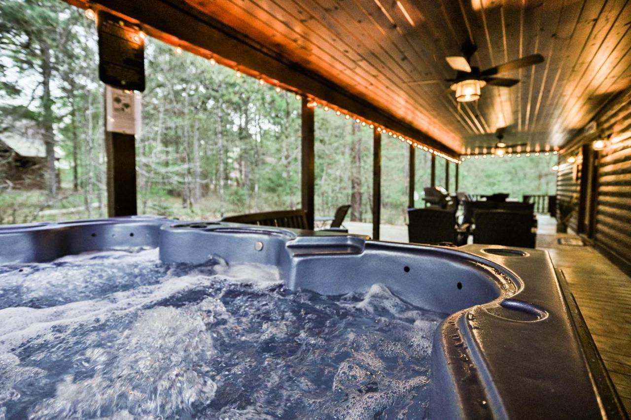 Texas Kind Of Way, Hot Tub, Fireplace, Covered Deck, Pool Table, Game Loft Villa Broken Bow Eksteriør bilde